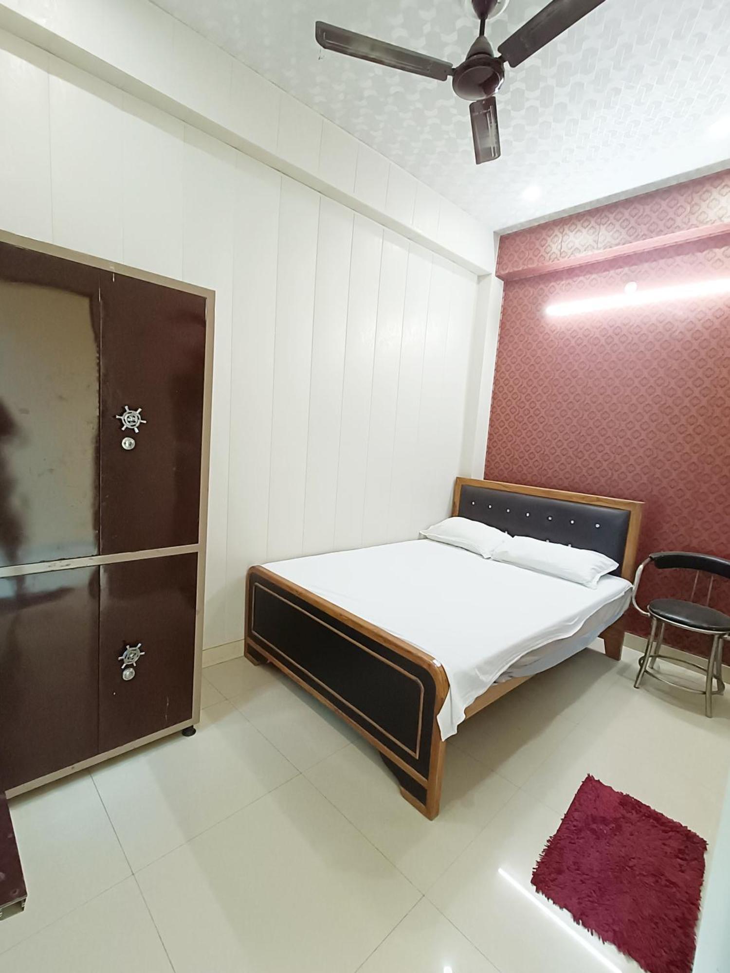 Saraswati Palace Váránaszi Kültér fotó